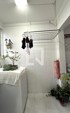 Apartamento à venda com 70m², 2 quartos e sem vaga Apartamento à venda com 70m², 2 quartos e sem vagaÁrea de Serviço