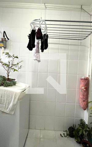 Apartamento à venda com 70m², 2 quartos e sem vaga Apartamento à venda com 70m², 2 quartos e sem vagaÁrea de Serviço