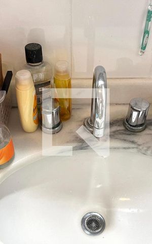 Apartamento à venda com 70m², 2 quartos e sem vaga Apartamento à venda com 70m², 2 quartos e sem vagaBanheiro