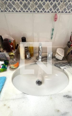 Apartamento à venda com 70m², 2 quartos e sem vaga Apartamento à venda com 70m², 2 quartos e sem vagaBanheiro
