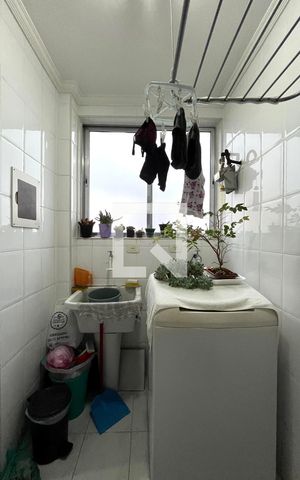 Apartamento à venda com 70m², 2 quartos e sem vaga Apartamento à venda com 70m², 2 quartos e sem vagaÁrea de Serviço