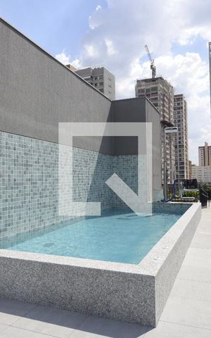 Studio para alugar com 27m², 1 quarto e sem vagaPiscina