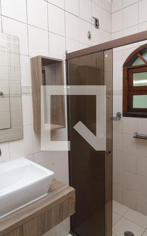 Casa à venda com 140m², 3 quartos e 1 vagaBanheiro Social