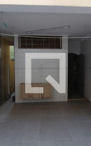 Casa à venda com 140m², 3 quartos e 1 vagaÁrea de Serviço