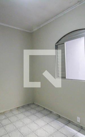 Casa para alugar com 100m², 3 quartos e sem vaga Casa para alugar com 100m², 3 quartos e sem vagaQuarto 1