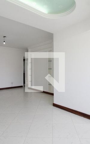 Apartamento para alugar com 90m², 3 quartos e 1 vagaSala