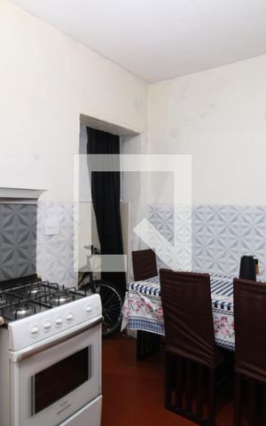 Casa à venda com 258m², 2 quartos e 2 vagasCozinha