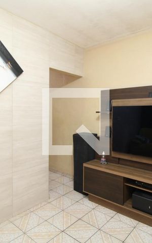 Casa à venda com 258m², 2 quartos e 2 vagasSala