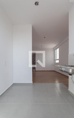 Apartamento para alugar com 45m², 2 quartos e 1 vaga Apartamento para alugar com 45m², 2 quartos e 1 vagaCozinha e Área de Serviço