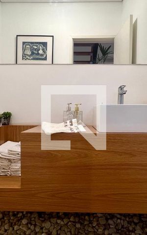 Casa à venda com 430m², 4 quartos e 5 vagas Casa à venda com 430m², 4 quartos e 5 vagasLavabo
