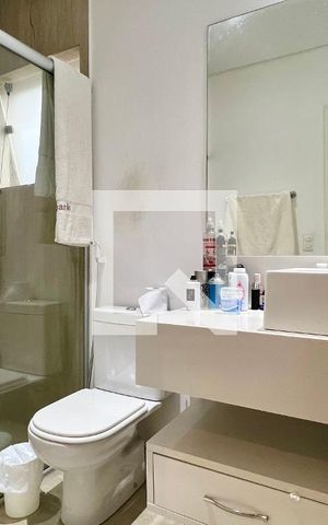 Casa à venda com 430m², 4 quartos e 5 vagas Casa à venda com 430m², 4 quartos e 5 vagasBanheiro da Suíte 4