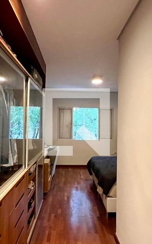 Casa à venda com 430m², 4 quartos e 5 vagas Casa à venda com 430m², 4 quartos e 5 vagasSuite 4