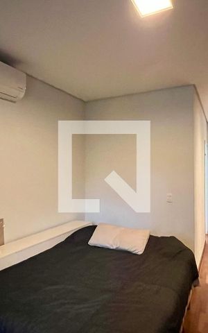 Casa à venda com 430m², 4 quartos e 5 vagas Casa à venda com 430m², 4 quartos e 5 vagasSuite 4