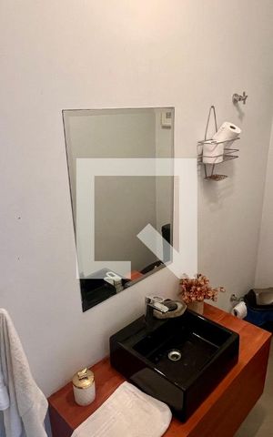 Casa à venda com 430m², 4 quartos e 5 vagas Casa à venda com 430m², 4 quartos e 5 vagasLavabo da churrasqueira