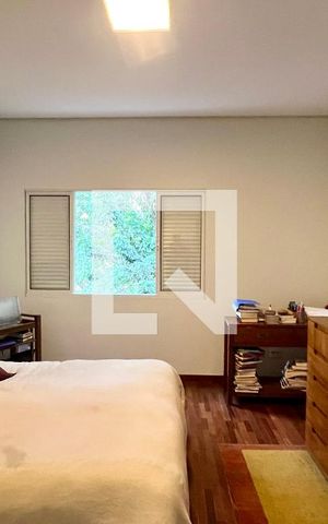 Casa à venda com 430m², 4 quartos e 5 vagas Casa à venda com 430m², 4 quartos e 5 vagasSuite 3