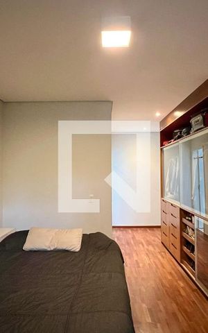 Casa à venda com 430m², 4 quartos e 5 vagas Casa à venda com 430m², 4 quartos e 5 vagasSuite 4