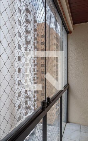 Apartamento à venda com 93m², 3 quartos e 2 vagas Apartamento à venda com 93m², 3 quartos e 2 vagasVaranda