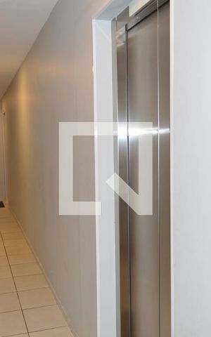 Apartamento à venda com 45m², 2 quartos e sem vagaElevador