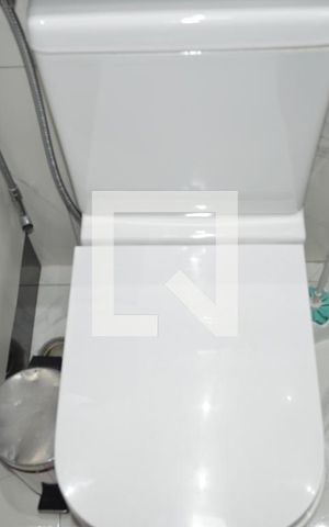 Apartamento à venda com 45m², 2 quartos e sem vagaBanheiro