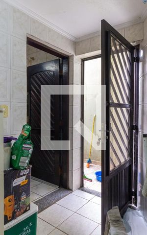 Casa à venda com 150m², 3 quartos e 2 vagas Casa à venda com 150m², 3 quartos e 2 vagasÁrea de Serviço