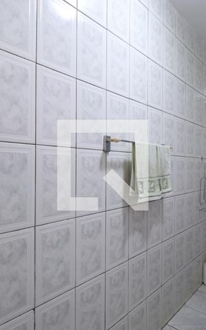 Casa à venda com 200m², 6 quartos e 2 vagasBanheiro