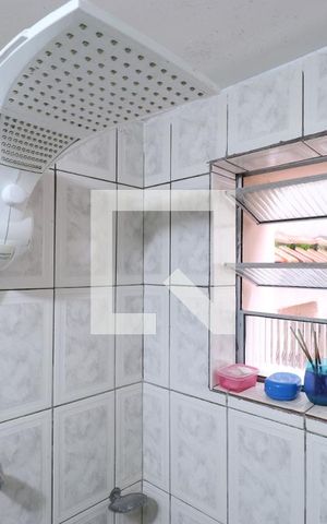 Casa à venda com 200m², 6 quartos e 2 vagasDetalhe do banheiro