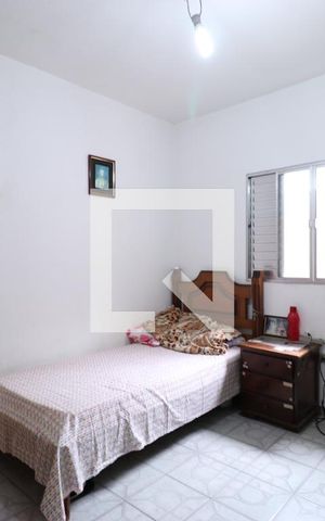 Casa à venda com 200m², 6 quartos e 2 vagasQuarto 5