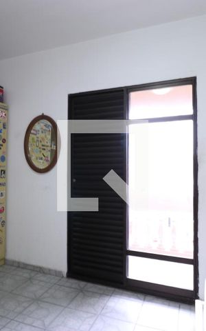 Casa à venda com 200m², 6 quartos e 2 vagasQuarto 3