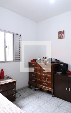 Casa à venda com 200m², 6 quartos e 2 vagasQuarto 5