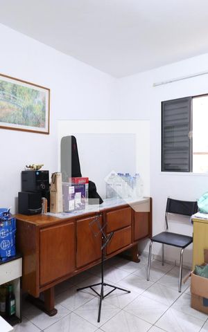 Casa à venda com 200m², 6 quartos e 2 vagasQuarto 2