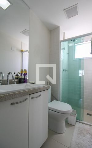 Apartamento para alugar com 42m², 1 quarto e 1 vaga Apartamento para alugar com 42m², 1 quarto e 1 vagaBanheiro
