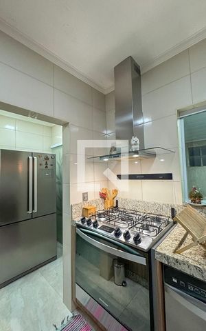 Casa à venda com 146m², 3 quartos e 3 vagas Casa à venda com 146m², 3 quartos e 3 vagasCozinha