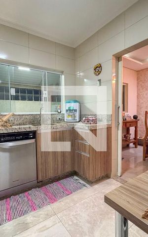 Casa à venda com 146m², 3 quartos e 3 vagas Casa à venda com 146m², 3 quartos e 3 vagasCozinha
