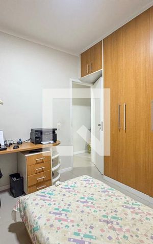 Casa à venda com 146m², 3 quartos e 3 vagas Casa à venda com 146m², 3 quartos e 3 vagasQuarto 2