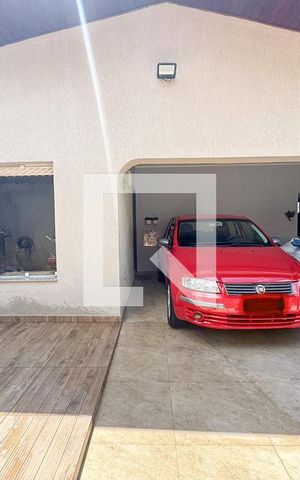 Casa à venda com 146m², 3 quartos e 3 vagas Casa à venda com 146m², 3 quartos e 3 vagasGaragem