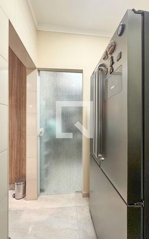 Casa à venda com 146m², 3 quartos e 3 vagas Casa à venda com 146m², 3 quartos e 3 vagasCozinha