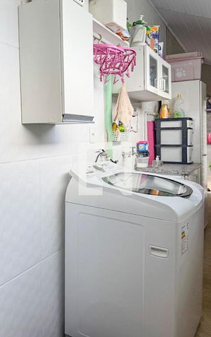 Casa à venda com 146m², 3 quartos e 3 vagas Casa à venda com 146m², 3 quartos e 3 vagasÁrea de Serviço
