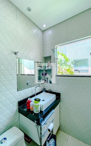 Casa à venda com 480m², 4 quartos e 10 vagasBanheiro da Suíte 2
