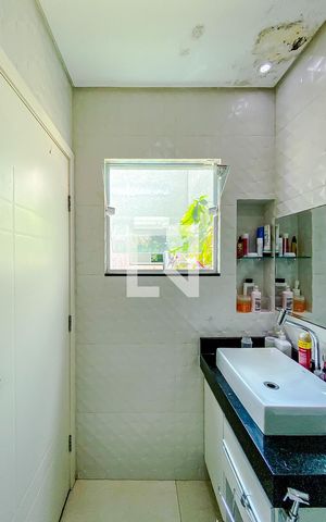 Casa à venda com 480m², 4 quartos e 10 vagasBanheiro da Suíte 1