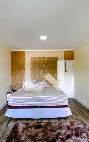 Casa à venda com 480m², 4 quartos e 10 vagasQuarto 3 - Suíte
