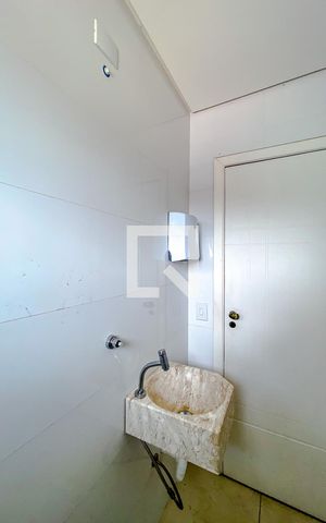 Casa à venda com 480m², 4 quartos e 10 vagasGaragem - Banheiro
