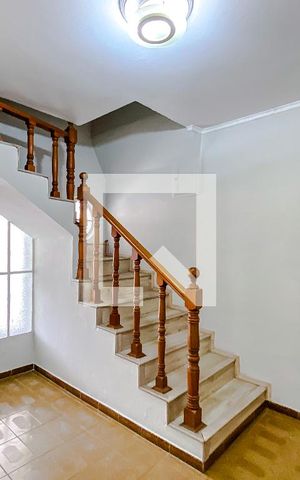 Casa para alugar com 136m², 3 quartos e 3 vagasSala