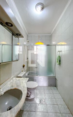 Casa para alugar com 136m², 3 quartos e 3 vagasBanheiro da Suíte