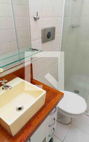 Casa de condomínio à venda com 113m², 3 quartos e 2 vagasBanheiro 1