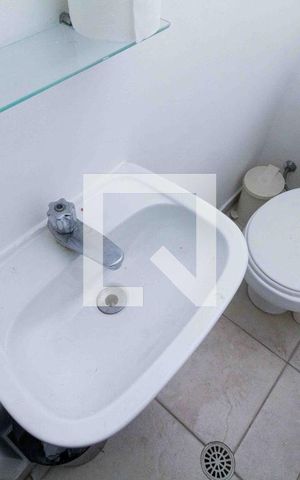 Casa de condomínio à venda com 113m², 3 quartos e 2 vagasBanheiro 3