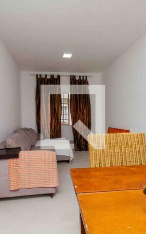 Casa de condomínio à venda com 113m², 3 quartos e 2 vagasSala