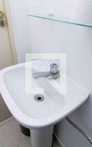 Casa de condomínio à venda com 113m², 3 quartos e 2 vagasBanheiro 3