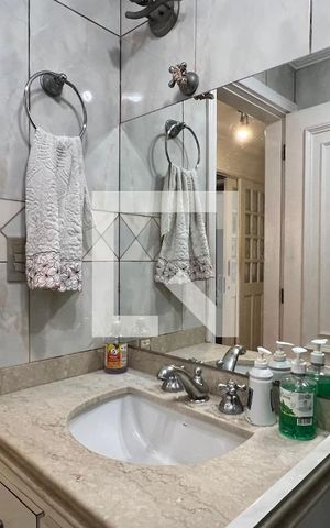 Apartamento para alugar com 128m², 2 quartos e 2 vagas Apartamento para alugar com 128m², 2 quartos e 2 vagasBanheiro