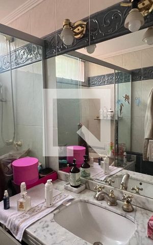 Apartamento para alugar com 128m², 2 quartos e 2 vagas Apartamento para alugar com 128m², 2 quartos e 2 vagasBanheiro da Suíte