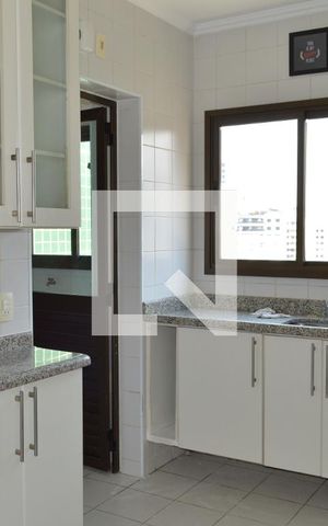 Apartamento à venda com 110m², 3 quartos e 2 vagasCozinha